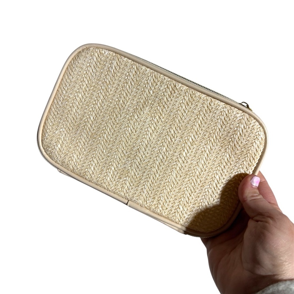 Lemon woven zipper pouch - Picture 5 of 5